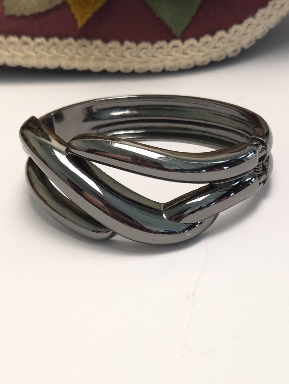 Lia Sophia Galena Gun Metal Hematite Tone Hinge Bracelet - Picture 6 of 9
